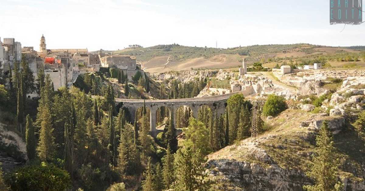 Antiche chiese, profondi canyon, panorami mozzafiato: Gravina, paese che si nasconde